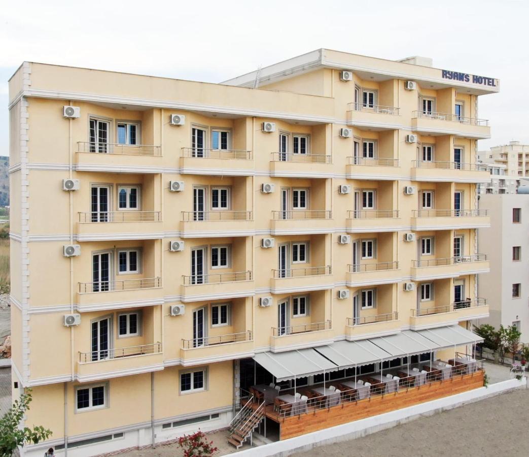 Ryan'S Hotel Shëngjin Екстериор снимка